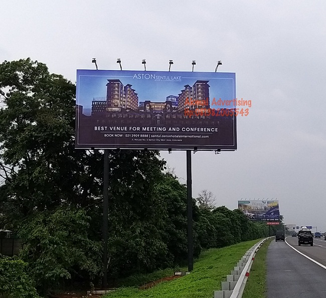 Pemasangan-billboard-di-cikampek